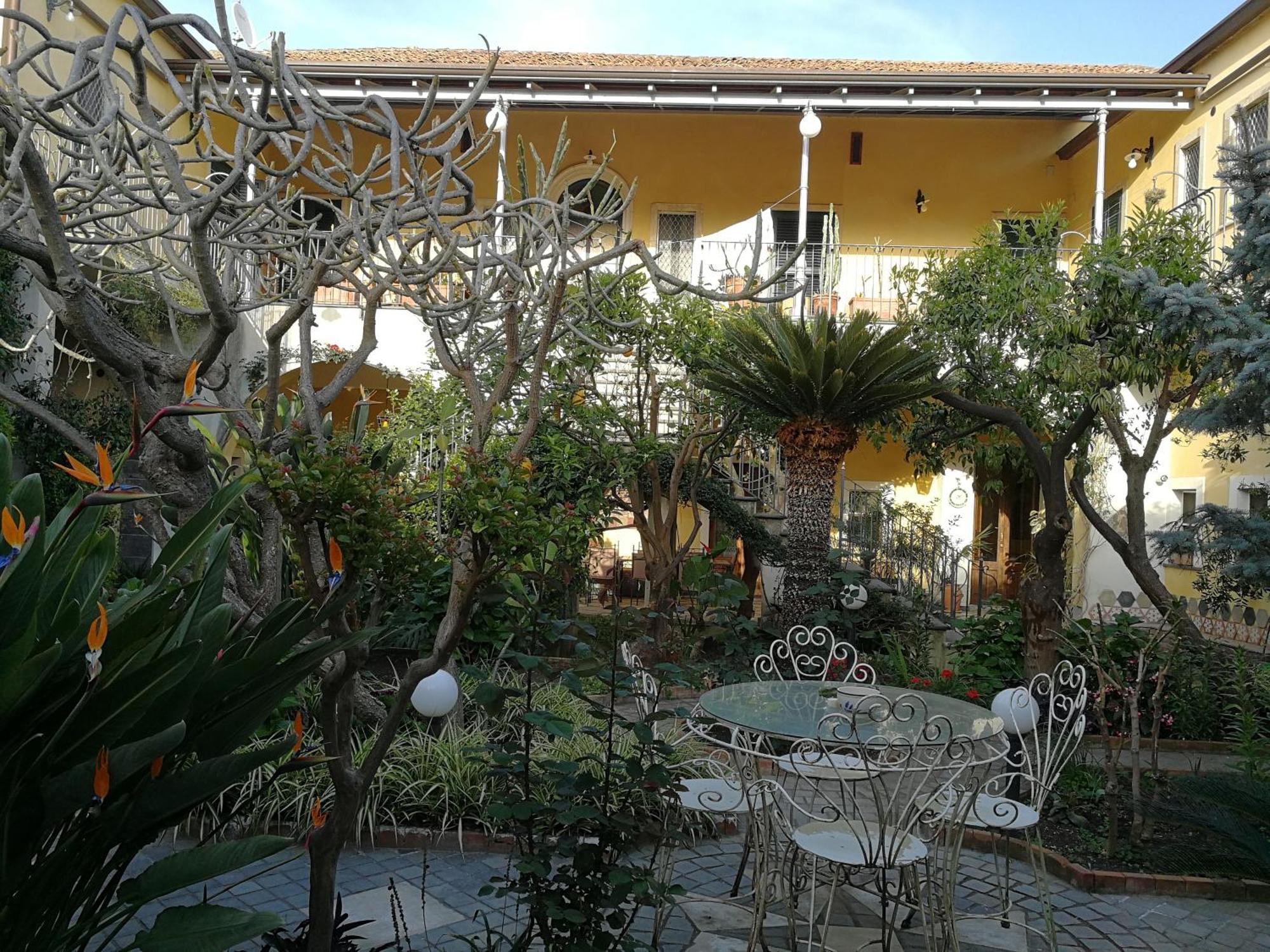 La Baronessa B&B Riposto Exterior foto