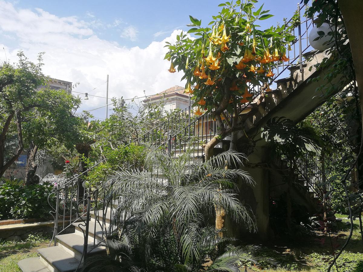 La Baronessa B&B Riposto Exterior foto