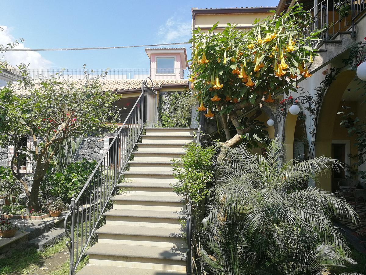 La Baronessa B&B Riposto Exterior foto
